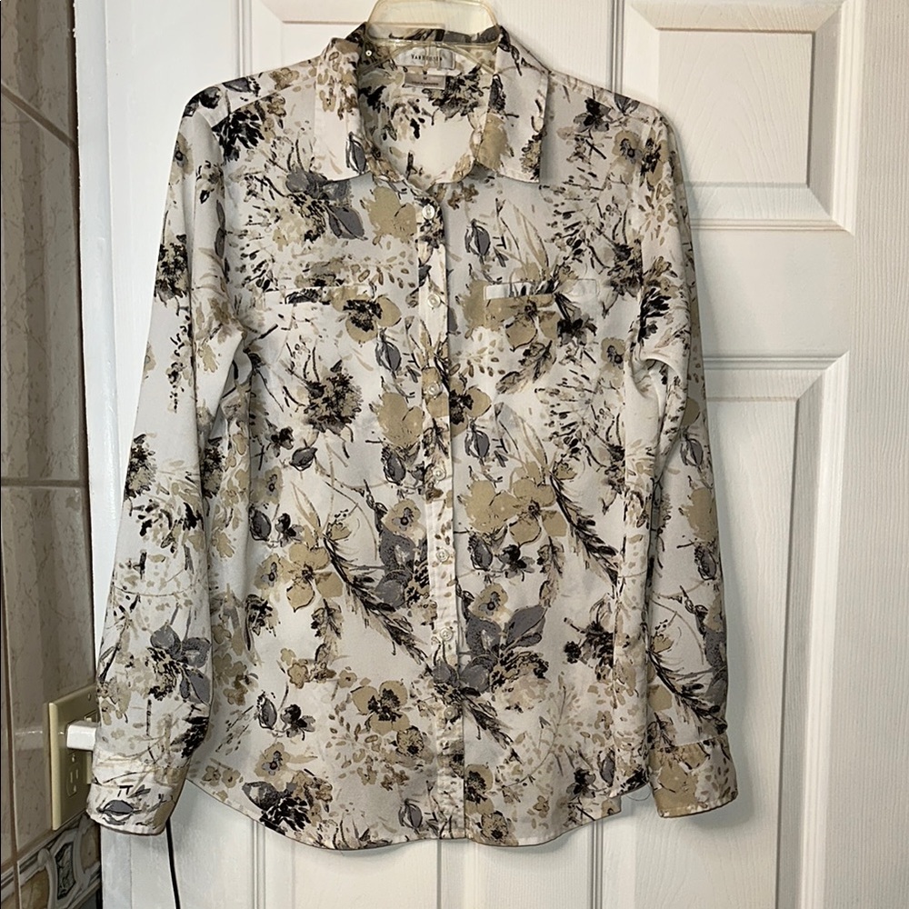 VANHEUSEN  Floral women’s Long Sleeve